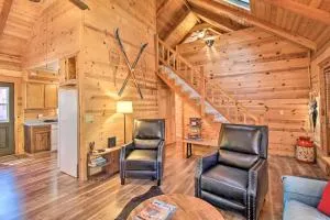 Pinetop-Lakeside Cabin with Deck Hike, Ski and Golf - Springerville