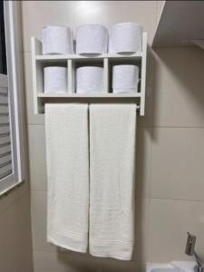 Apartamento no Golden Lake - pé na areia, agua de côco e cervejinha