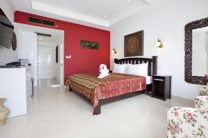 Crystal Bay Beach Resort