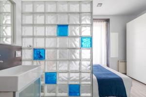 Spacious flat puerta del sol