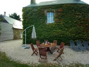 Maisons de vacances DOMAINE DES TISSEYS vue sur le Mont St Michel : photos des chambres