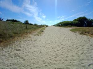 Maisons de vacances DOMAINE DES TISSEYS vue sur le Mont St Michel : photos des chambres