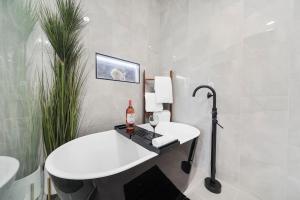 New Centrally Located Gated Modern Designer Home