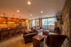 Scorpio Condos Vail Mountain Views