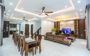 Sea Breeze Villa FLC sang trọng gần biển có bể bơi