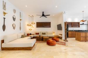 Luxury Villa in City Center w Natural Pool La Bohemia Residence Villas