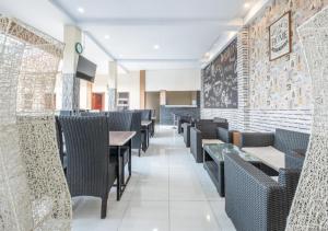 DExclusive Guest House