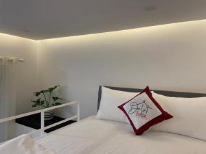 Phòng Hạng Tiết kiệm Cho 4 Người (Economy Quadruple Room)