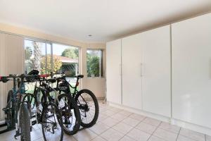 All Surfers Dream Villa - ocean is so close!