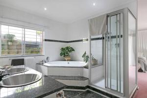 All Surfers Dream Villa - ocean is so close!