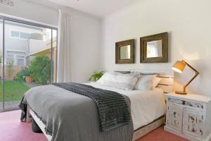 All Surfers Dream Villa - ocean is so close!