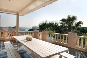 All Surfers Dream Villa - ocean is so close!