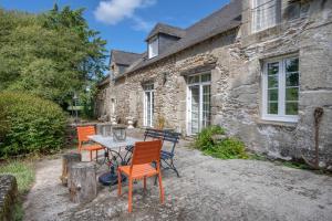 Maisons de vacances Belle maison familiale en pierre pour 12 personnes : photos des chambres