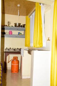 Beautiful 1BR with Wi-Fi & secure parking