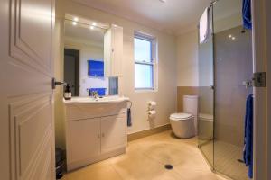 Beautiful Home with Breath-taking Views Mt Tamborine
