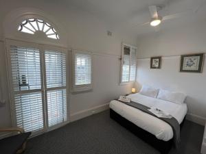 Sydney Hotel Concord 2-Star Hotel suite