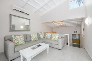 San Lameer Villa 2409 - 3 Bedroom Standard - 6 pax - San Lameer Rental Agency