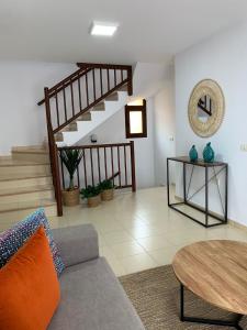 Apartamentos Los Catorce, EL Hierro