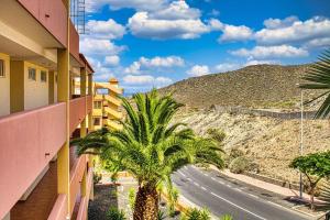 Relax at Roques del Conde