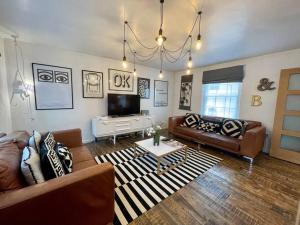 Gorgeous 2 bedroom apartment edge of Cabot Circus