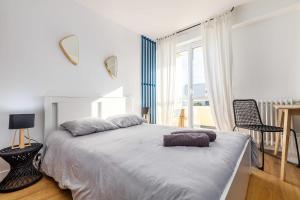 Appartements Appart'Hotel Le Grand Bleu - 5 Chambres - Evry : photos des chambres