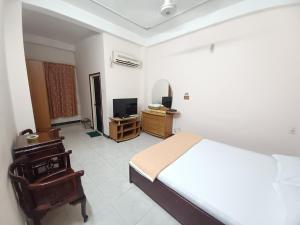Nhật An Hotel