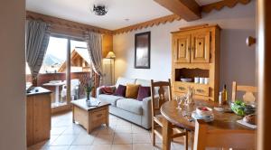 Appart'hotels Residence Pierre & Vacances Premium Les Fermes Du Soleil : Appartement 1 Chambre avec Alcôve (5 Personnes) 