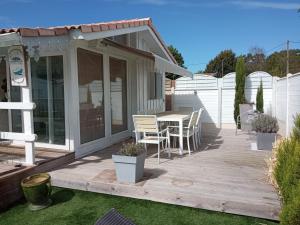 Maisons de vacances La cabane et sa cascade : photos des chambres