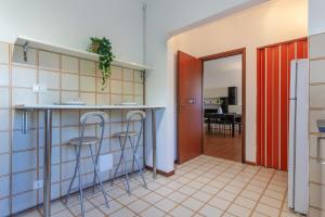 Pontelagoscuro Huge & Residential Apartment