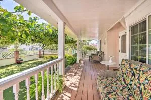 Romantic Pasadena Home with Covered Porch! - La Crescenta