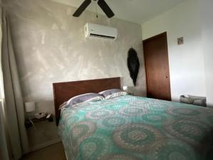 Beautiful apartment with big balcony, a few steps from the beach!
