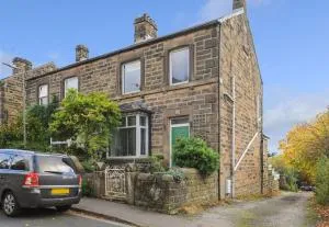 Castleside House - Tansley