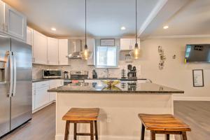 Stylish College Park Home with Private Garden!