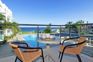 VERONICA - Coralli Beachfront Apartment