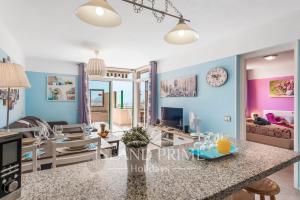 Holiday with Seaviews in Golf del Sur TLP516