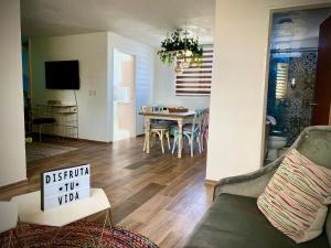 Muy cómodo y moderno departamento en Zona Andares