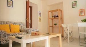 House with garden and parking space in Mergellina