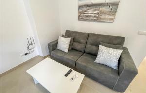 1 Bedroom Cozy Apartment In Estepona