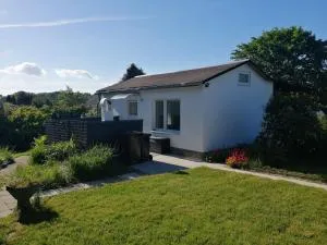 F-1107 Ferienwohnungen Schilfhalm FeWo 02 1 sep Schlafzimmer, Außennbereich - Schabernack