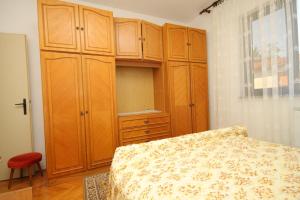 Apartments by the sea Novigrad - 6979