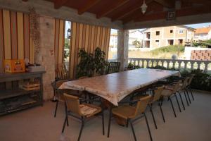 Apartment Novigrad 7037b