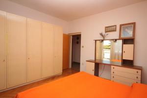 Apartments with parking space Valbandon, Fazana - 7215