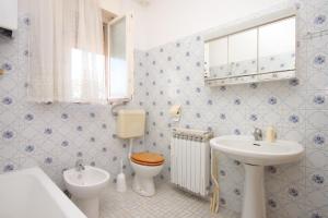 Apartments with parking space Valbandon, Fazana - 7215