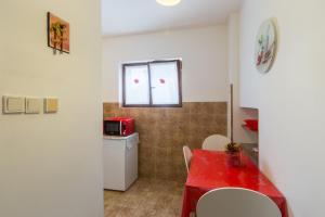 Apartments with parking space Porec - 7033