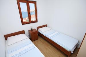 Apartments with parking space Metajna, Pag - 6337
