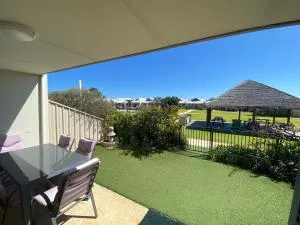 Unit 46 Seafront Estate - Cervantes