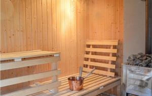 Awesome Home In Hallstavik With Wifi