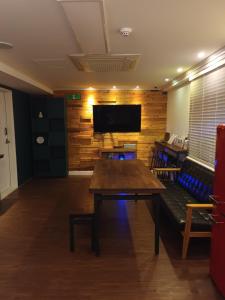 Elephant Hostel Nampo