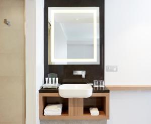 Furama Darling Harbour