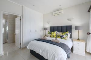 San Lameer Villa - 14014 - 5 Bedroom Luxury - 10 pax - San Lameer Rental Agency